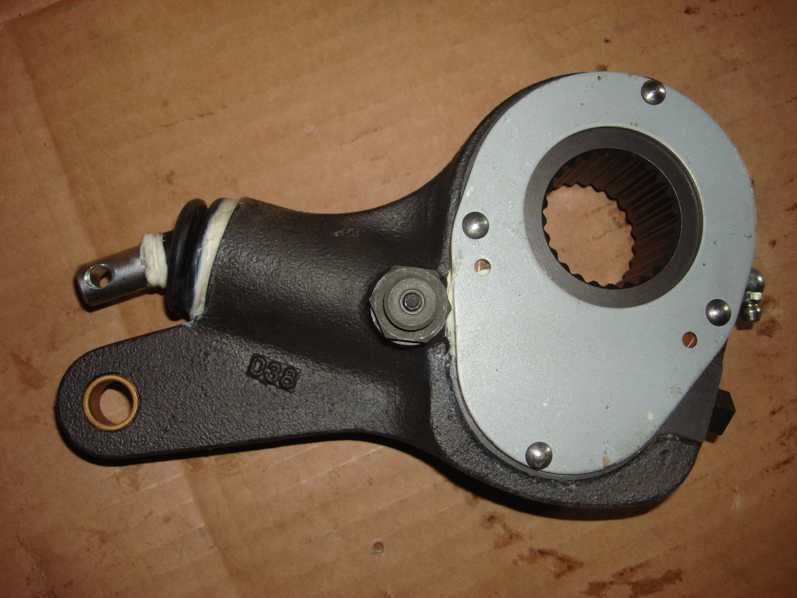Automatic adjustment arm of the rear right-1