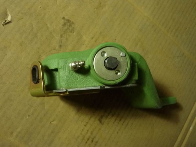 Front right brake clearance adjustment arm-1