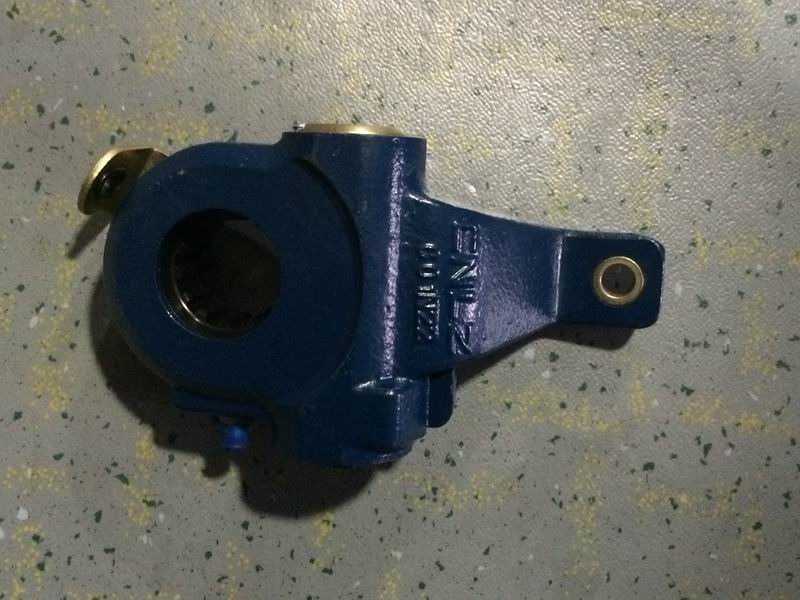 Left automatic adjustment arm (longzhong/130*50/14/L type)