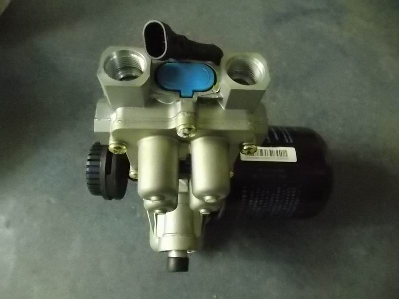 Dryer with four-loop assembly