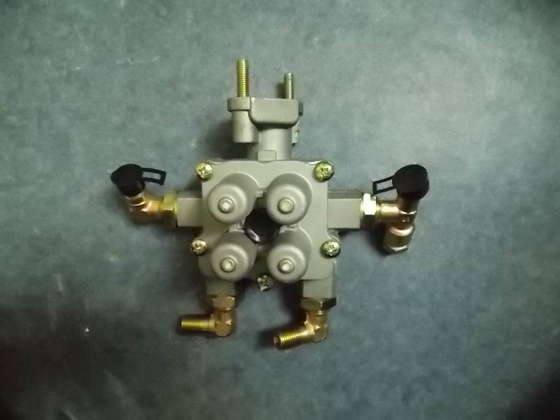 Four-loop protection valve-1