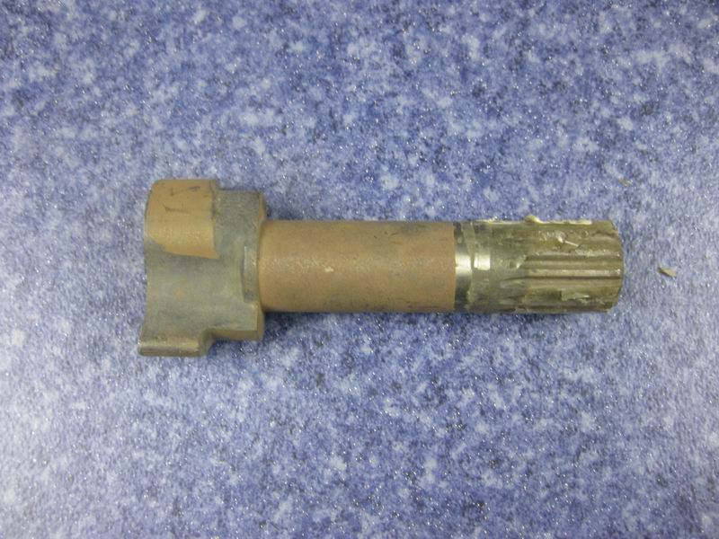 Распредвал переднего тормоза правый