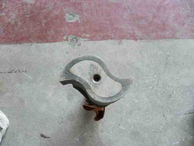 Front right cam shaft-1