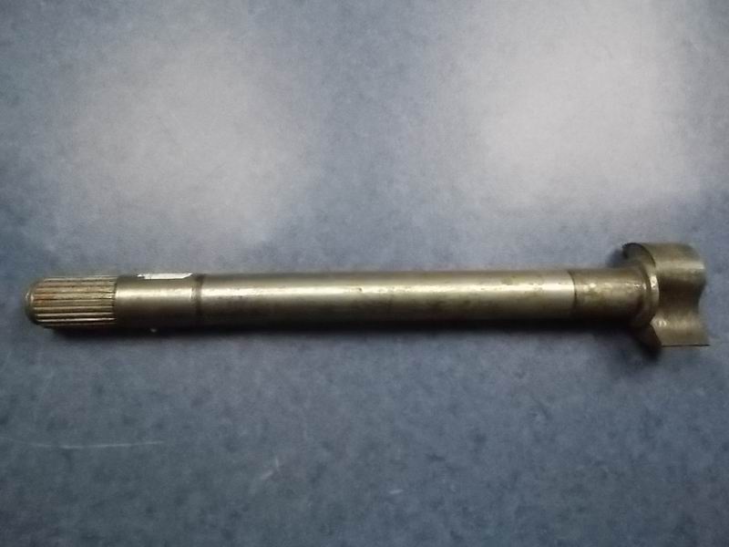 D Braking camshaft (right)