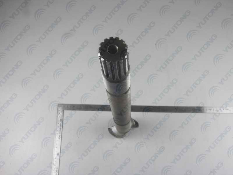 Rear right cam shaft