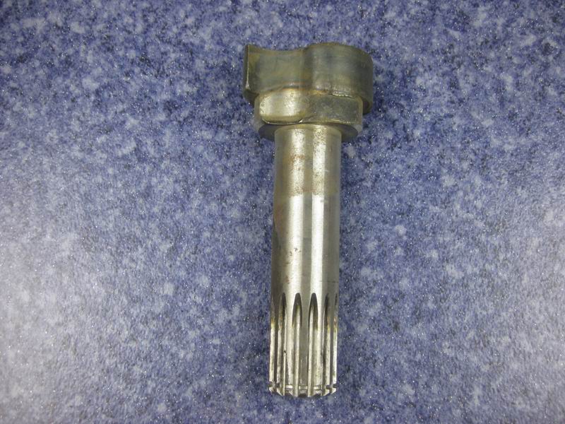 Передний правый распредвал