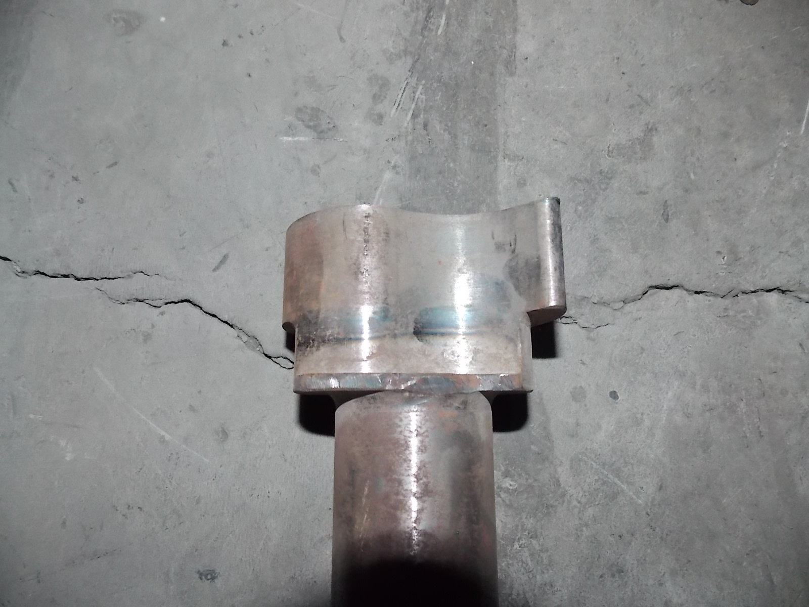 Задний левый распредвал-1