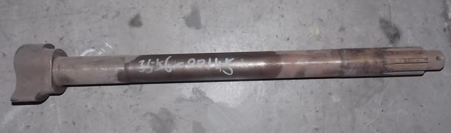 Rear right cam shaft