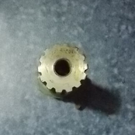 Front right camshaft; no threaded hole-2