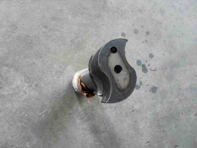 Front left camshaft; spline 14 teeth-1