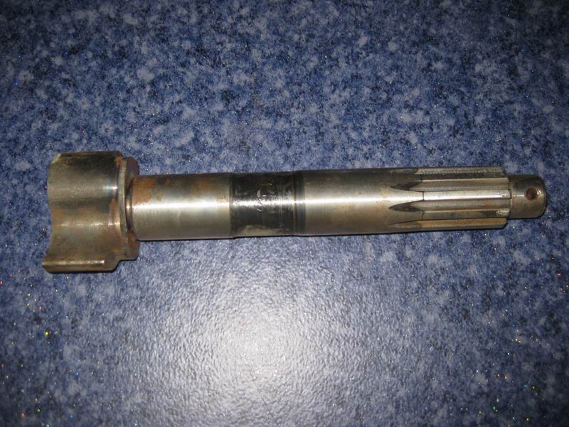 Front brake camshaft-right