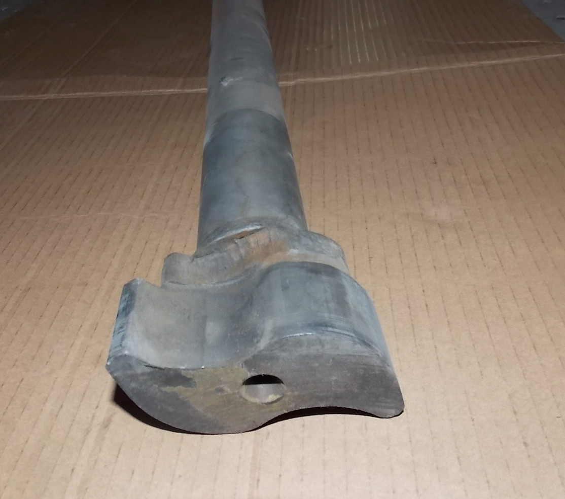 Rear left cam shaft-2