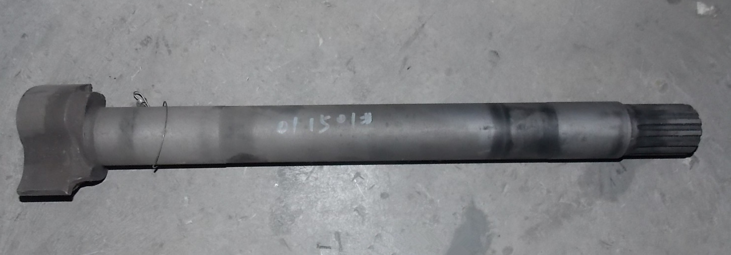 Rear right cam shaft