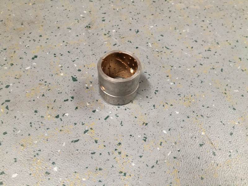 Втулка распредвала; внутренний диаметр 38 ; внешний диаметр 48 ; длина 45