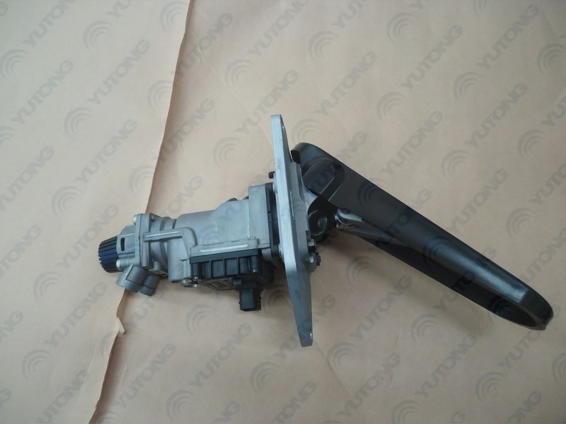 EBS module, brake signal transmitter