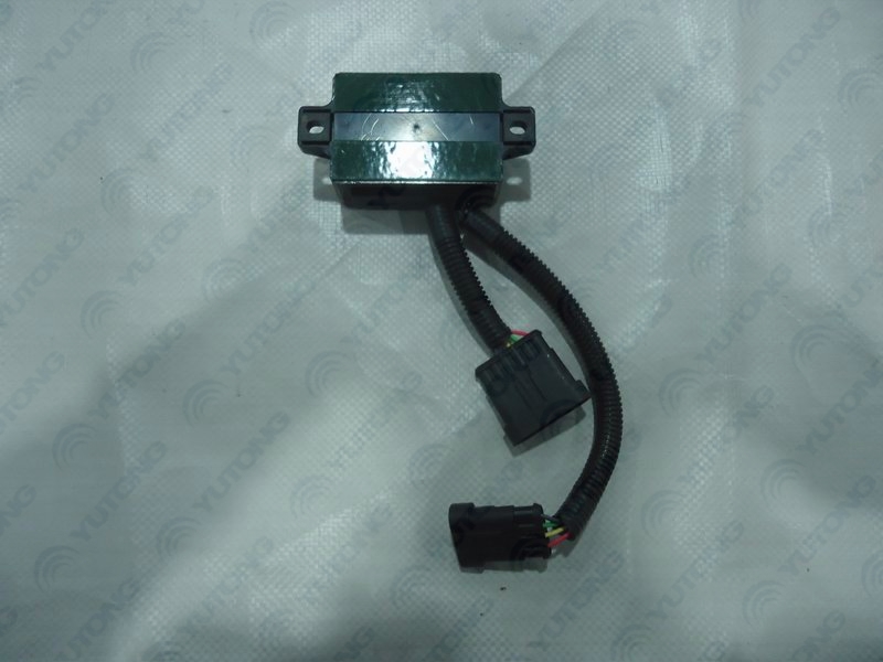 Reversing radar host-1