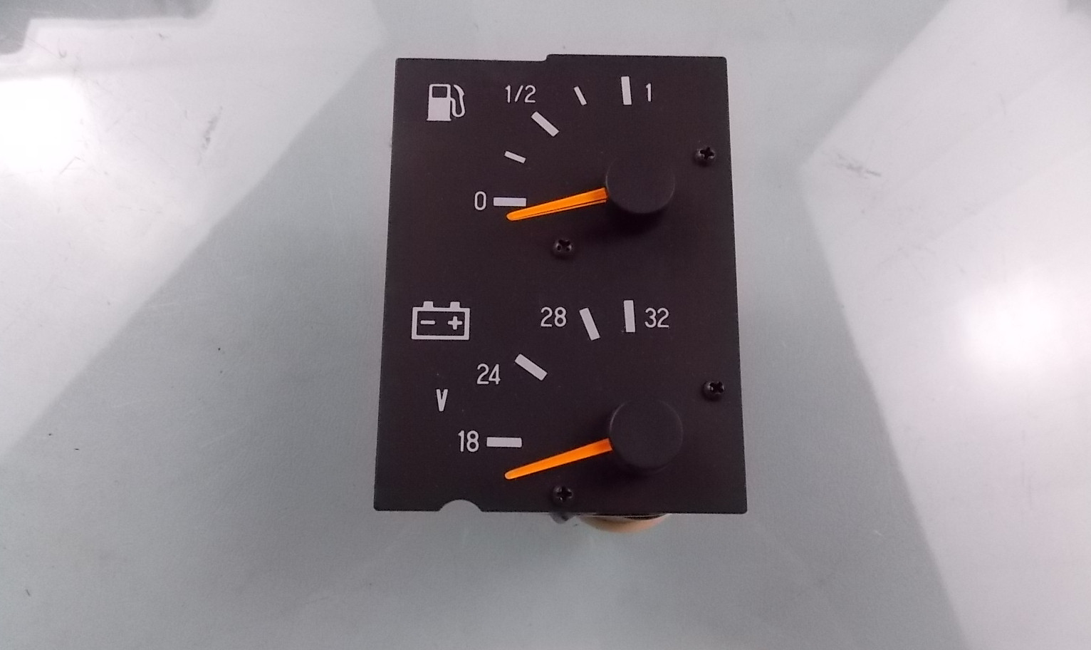 Voltage oil meter ZB234-3