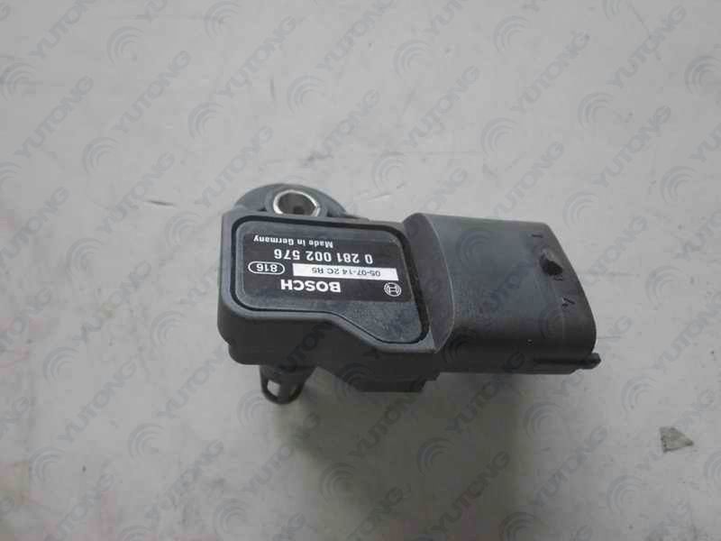 Pressure temperature sensor