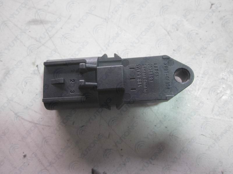 Датчик давления на впуске-1