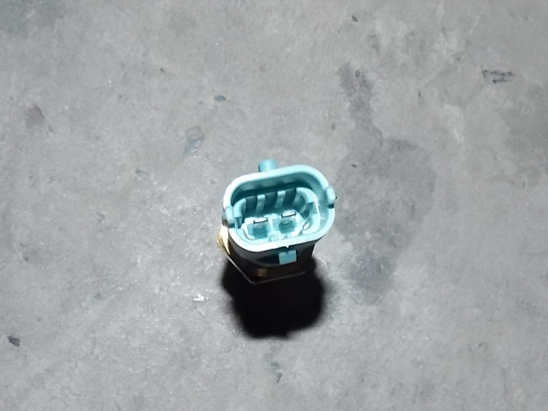 Water temperature sensor; can be replaced by 3611-00618-1