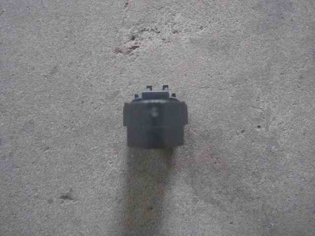 Датчик давления на впуске; можно заменить на 3611-00431-1