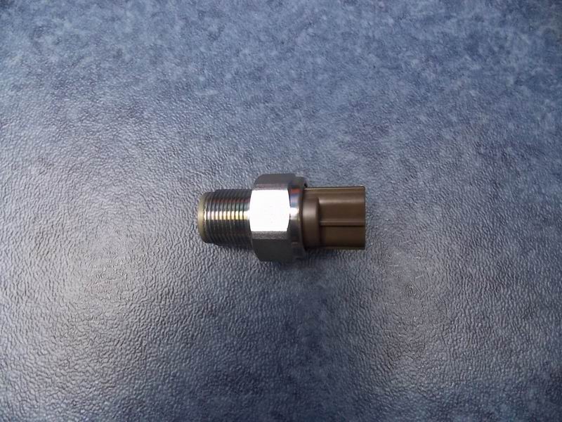 Common rail pressure sensor
