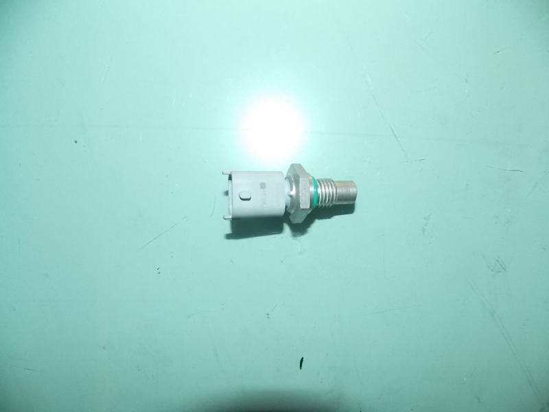 Датчик температуры воды/температуры масла