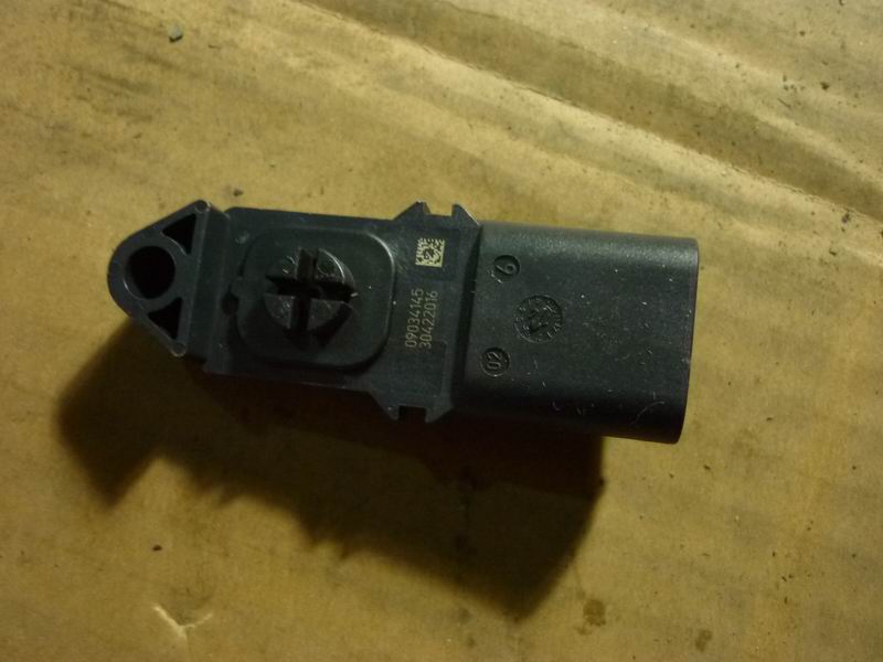 Intake pressure sensor