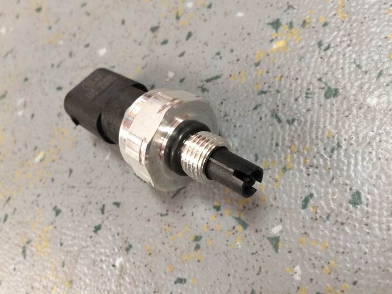 Natural gas temperature pressure sensor-1