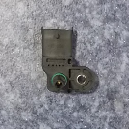 Supercharge pressure sensor