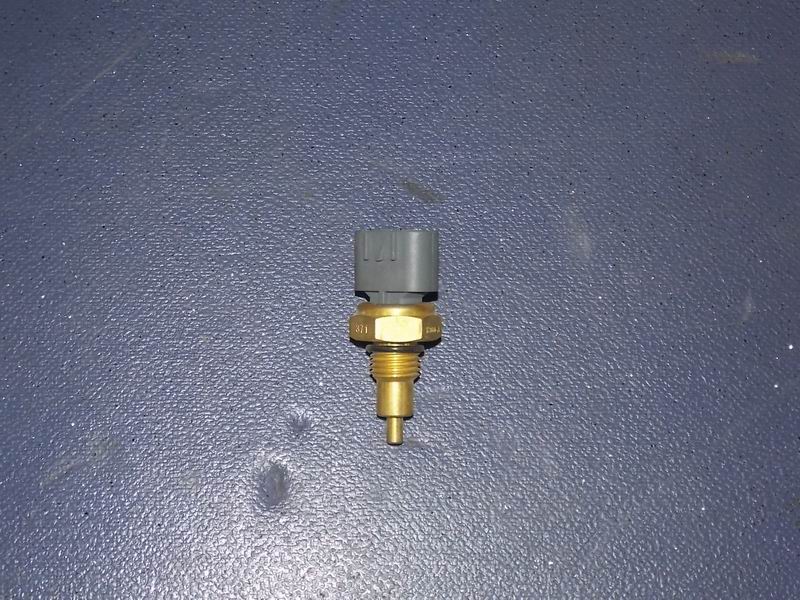 Water temperature sensor
