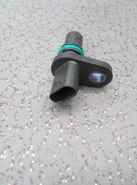 Crankshaft position sensor; available for 1005-03731 generation