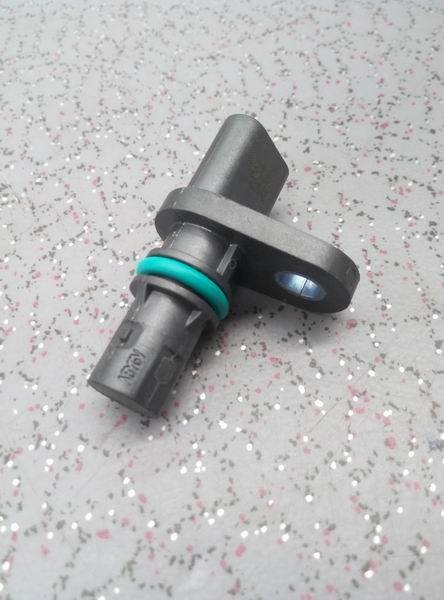 Crankshaft position sensor; available for 1005-03731 generation-1