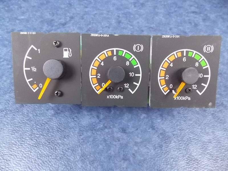 D Манометр топливного газа