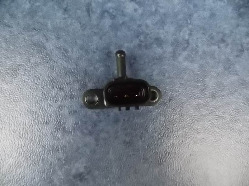 Intake pressure sensor-1