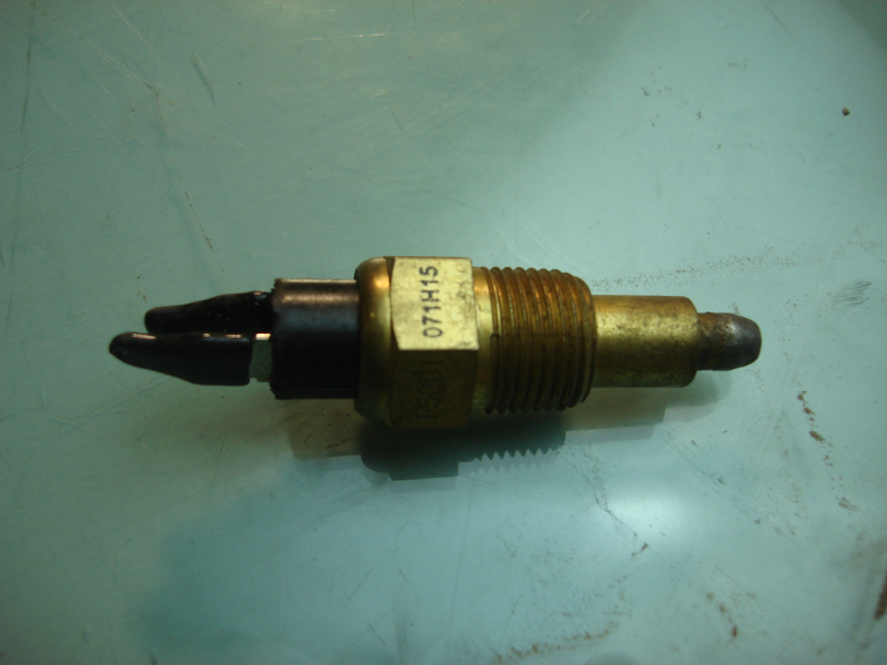 Разъем датчика температуры воды