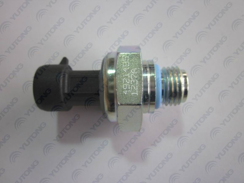 Gas pressure sensor
