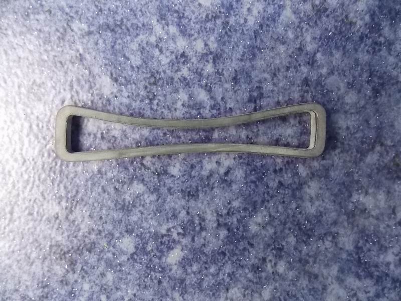 EDC connector housing