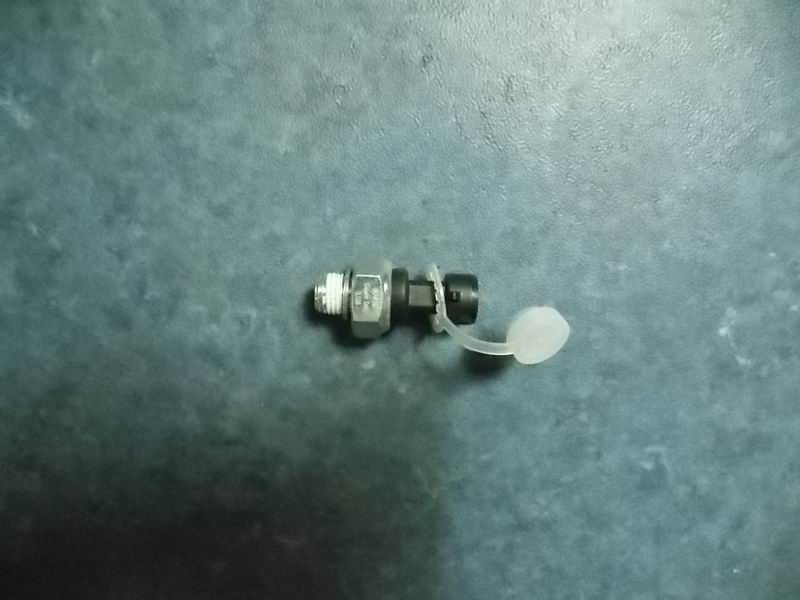 Oil pressure sensor; can be replaced by 3611-00256