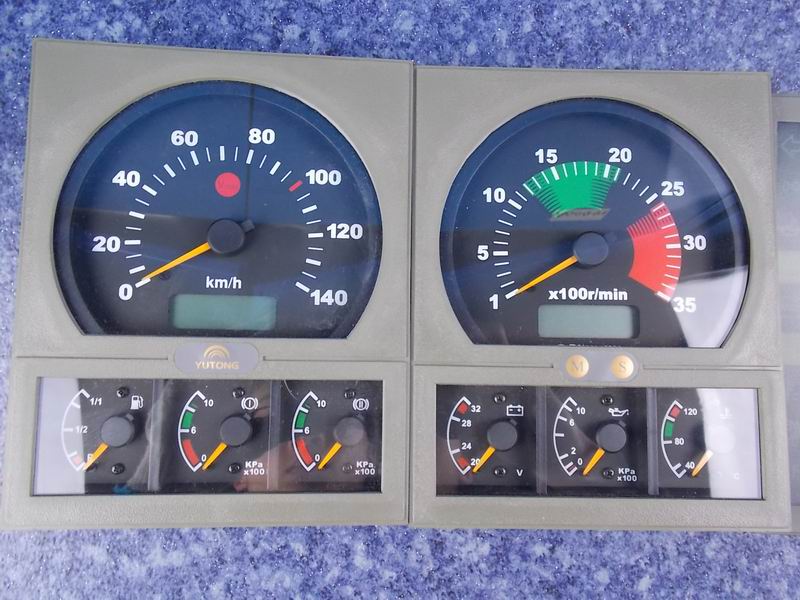 Комбинация приборов (ВД-ЗБ 207A-119T ) 624 119 зубы