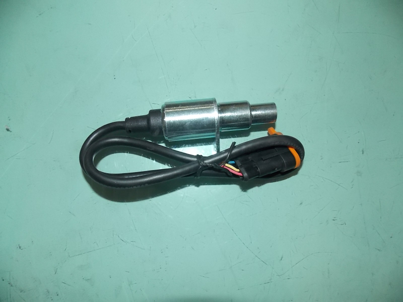 Odometer sensor assembly