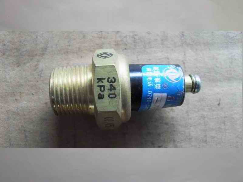 Low air pressure alarm M16*1.5 alarm point 0.55±0.03MPA