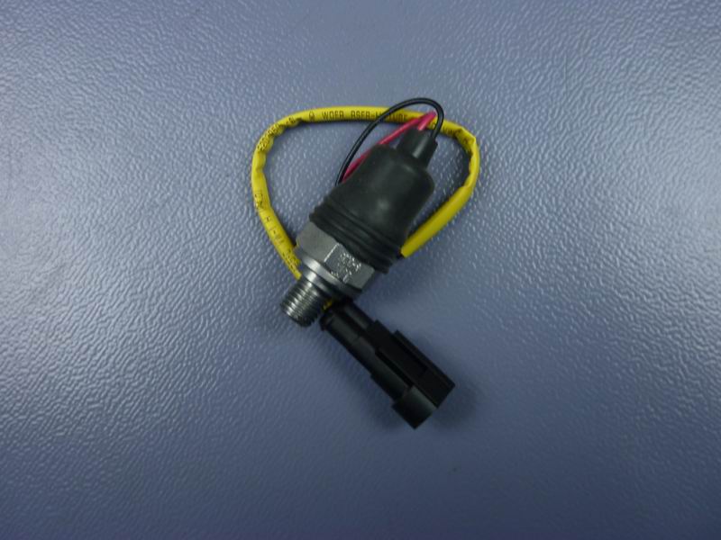 Датчик давления воздуха М 12 *1,5 нормально открытый Реле давления воздуха-2