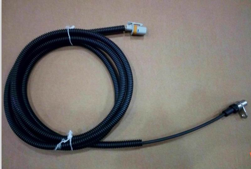 Датчик скорости заднего моста левый