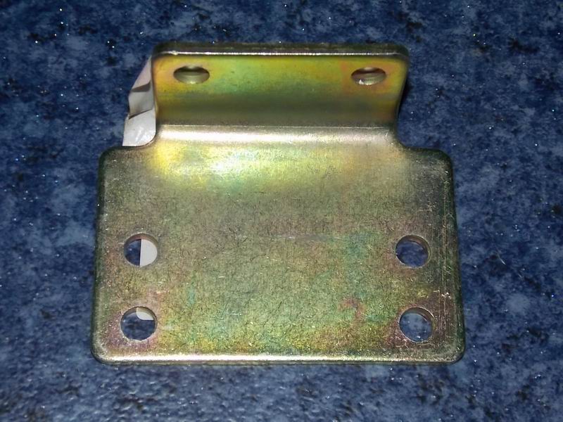 Кронштейн электромагнитного клапана-1