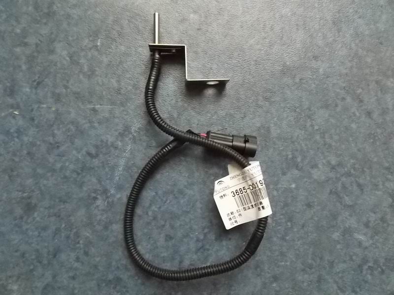 Type 521 temperature detector