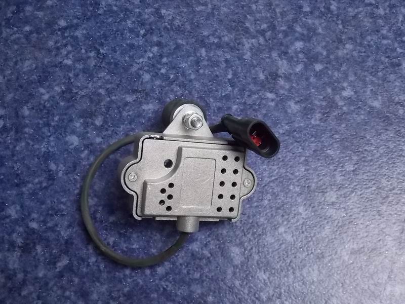 Air leakage alarm sensor, CNG/LNG, with shock absorber pad-1
