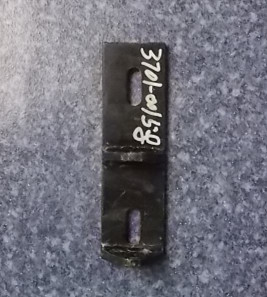 D Generator fixing seat