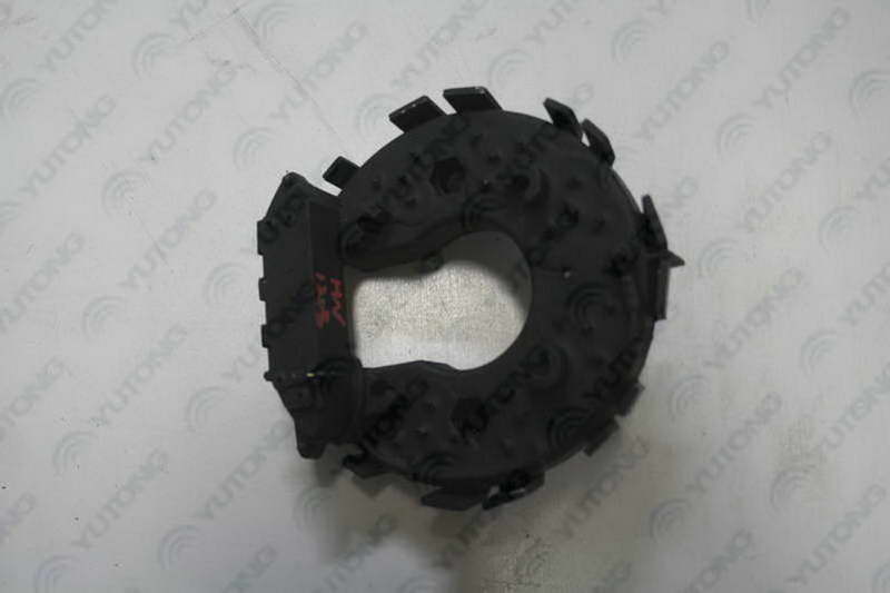 Generator rectifier assembly