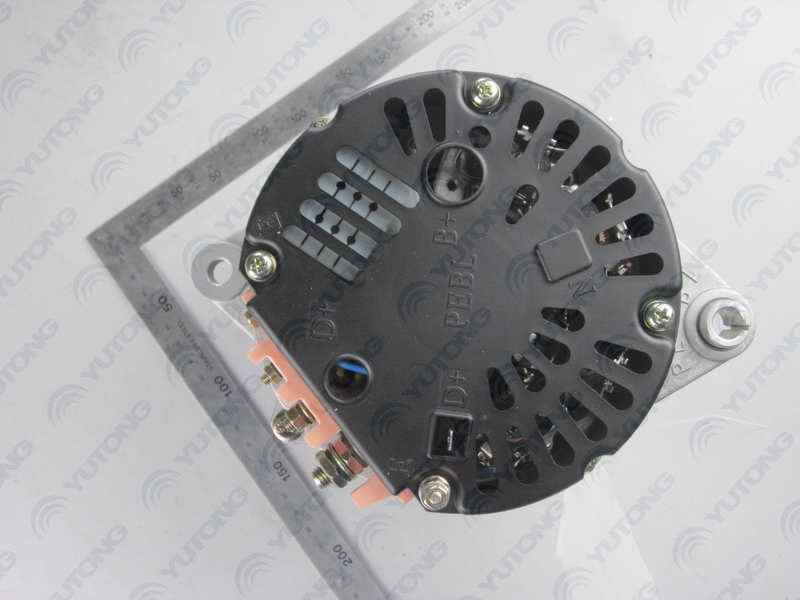 Generator AVE2711C 28V 70A 8PK φ63.5-3